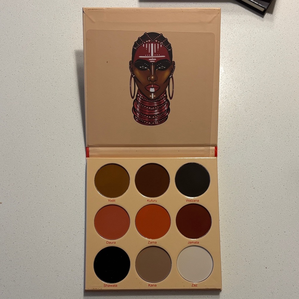 Juvia's Place The Warrior II Eyeshadow Palette